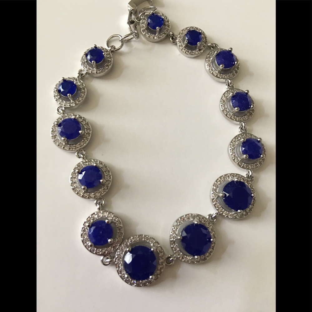 Beautiful Sapphire Cluster Diamond Bracelet